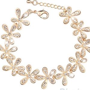 Rhinestone flower bracelet 🌺